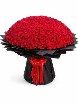 501 red roses bouquet luxury grand flower arrangement with premium black wrapping