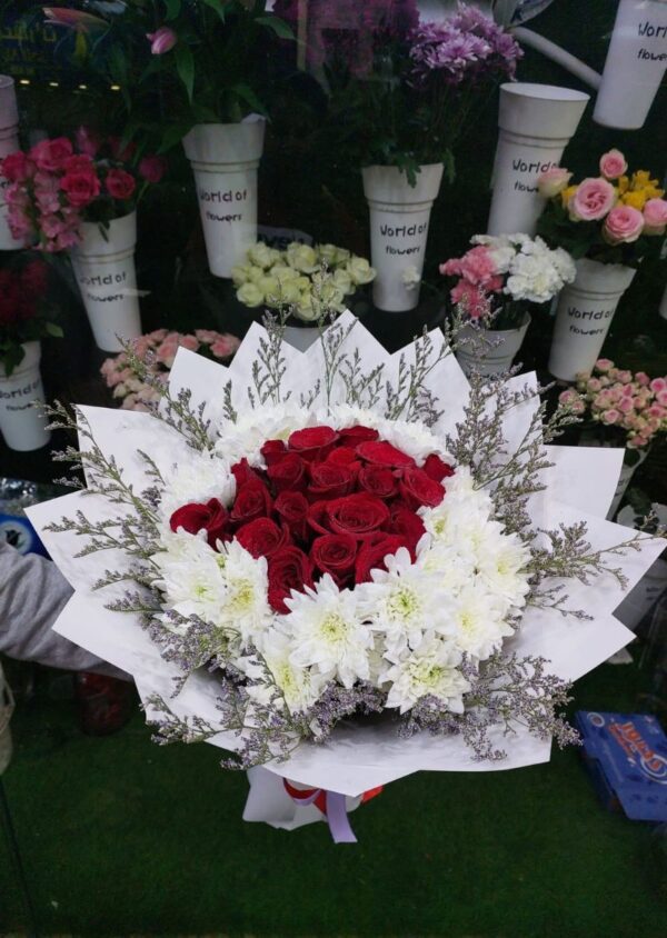 Stunning bouquet of red roses and white chrysanthemums for gifting in Dubai