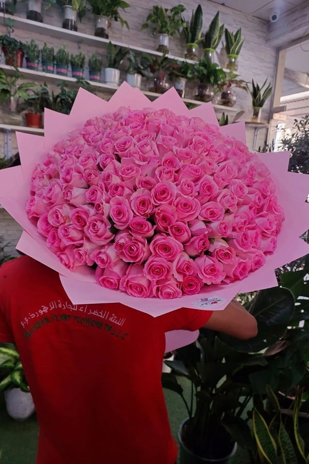 pink rose bouquet flower shop Sharjah Dubai Ajman delivery