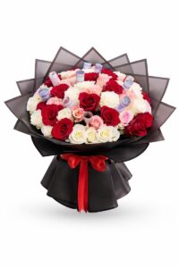 Luxury rolled money bouquet uae customized by expert florist