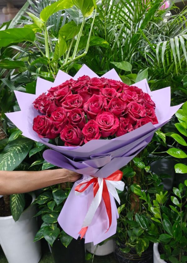 Red Rose Bouquet in Purple Wrap – Same Day Flower Delivery Across UAE - Image 2