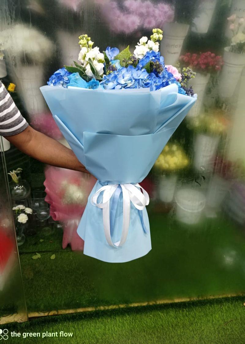 Luxury Flower Bouquet - Premium Fresh Flowers with Same-Day Delivery in Dubai - Image 4