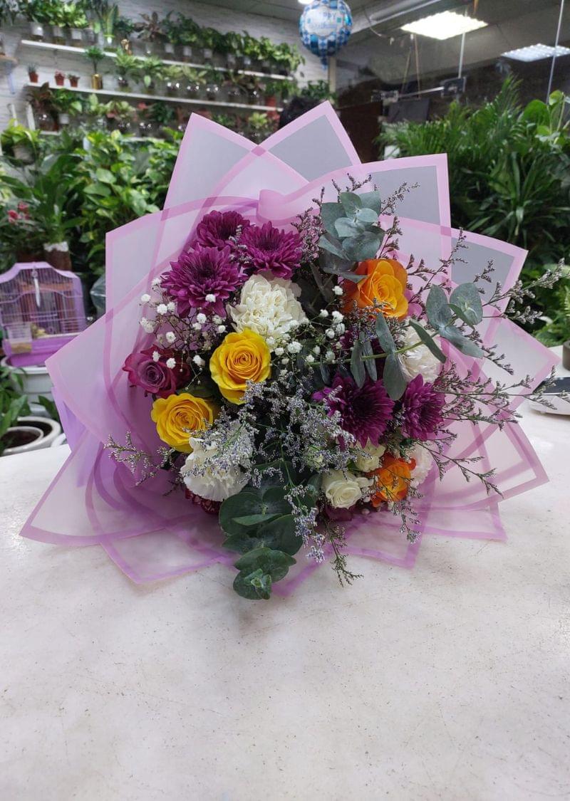 Vibrant Mixed Floral Bouquet, Flower Bouquet Delivery Dubai, Mixed Flower Arrangement Dubai, Fresh Flower Bouquet Dubai, Birthday Bouquet Dubai, Anniversary Flowers Dubai, Handcrafted Flower Bouquet, Luxury Flower Bouquet Dubai, Purple and Yellow Flower Bouquet, Special Occasion Flower Delivery