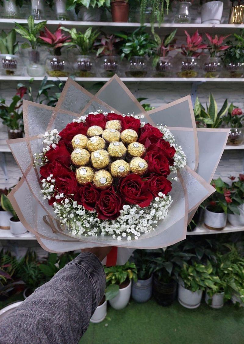 Red Roses and Ferrero Rocher Bouquet – Luxurious Gift for Every Occasion - Image 3
